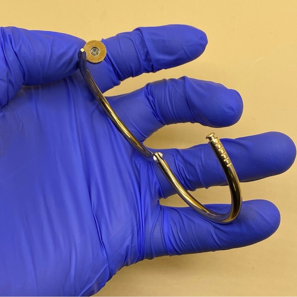 Elegant Gold Nail Bracelet - Picture 5 of 5